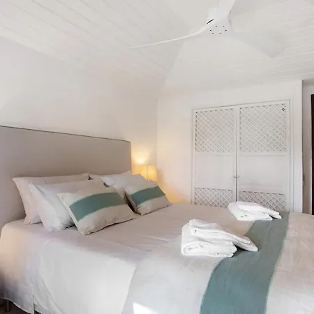 Com Piscina E Wifi Holiday home